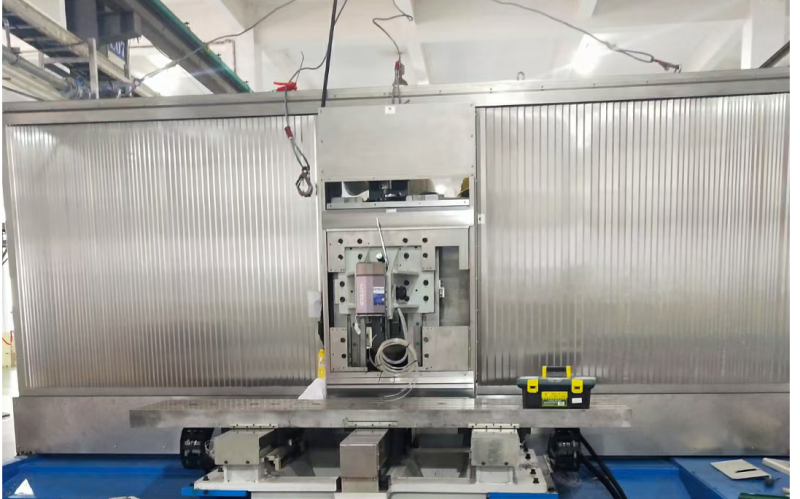 甲布拉防护罩高端机床上的应用案例